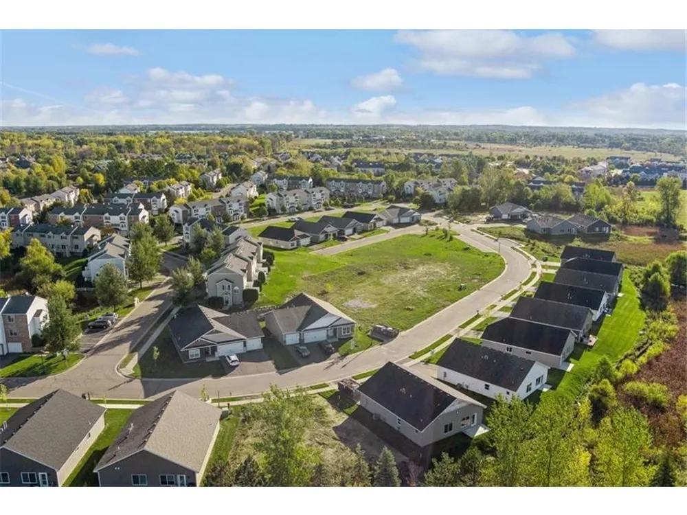 4921 Evergreen Drive Hugo, MN 55038