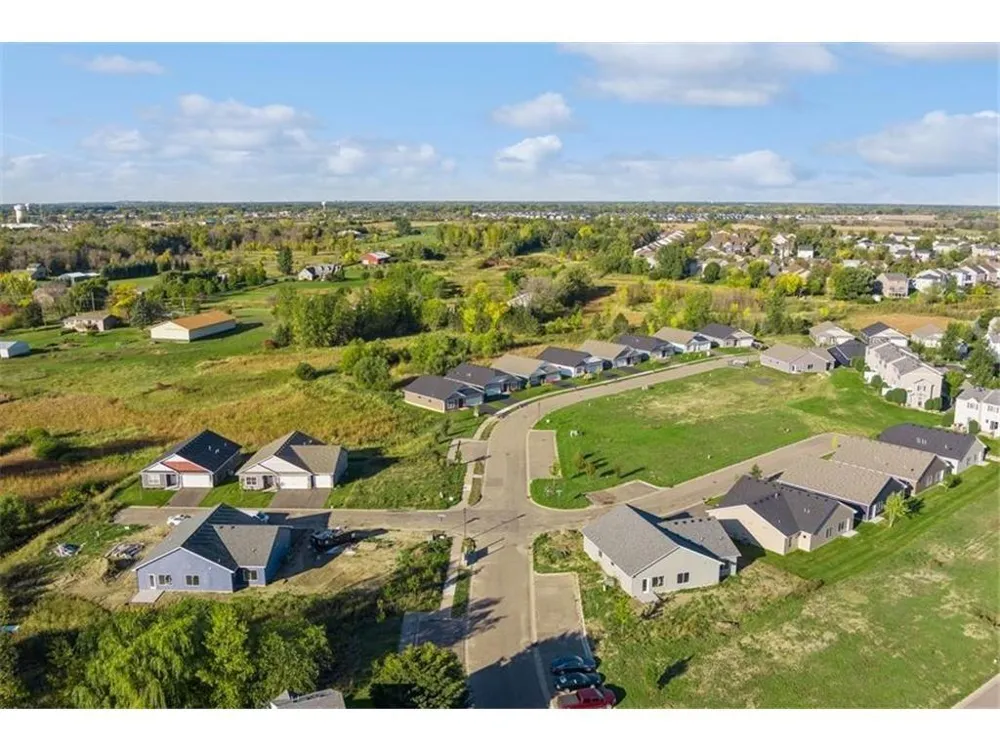 4921 Evergreen Drive Hugo, MN 55038