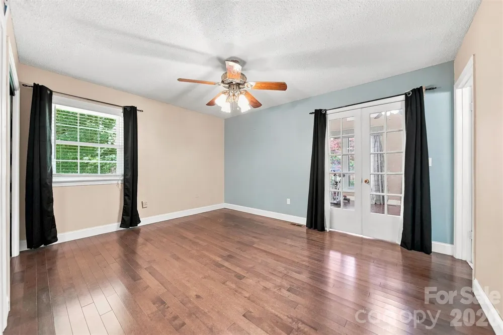 4662 Granada Hills Drive Granite Falls, NC 28630