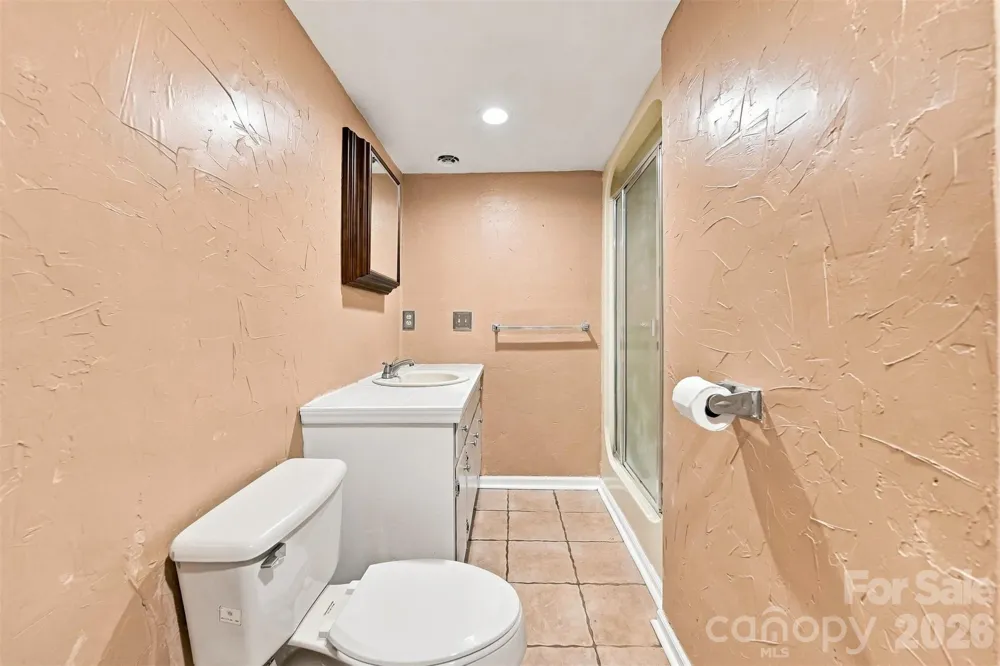 4662 Granada Hills Drive Granite Falls, NC 28630