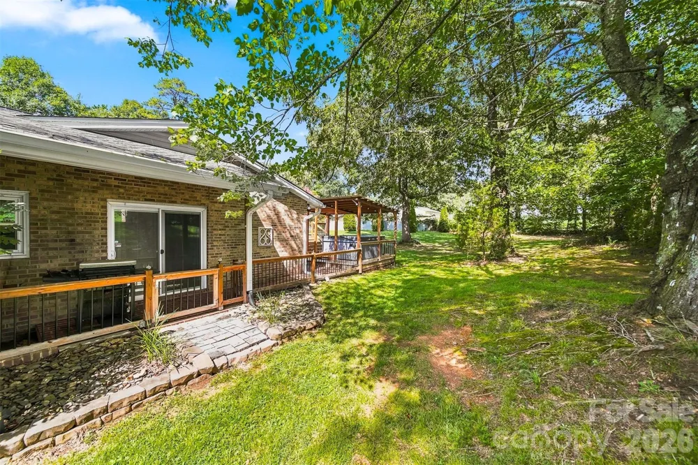 4662 Granada Hills Drive Granite Falls, NC 28630