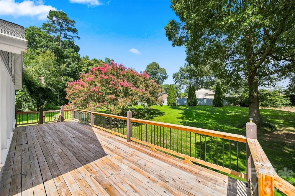 4662 Granada Hills Drive Granite Falls, NC 28630