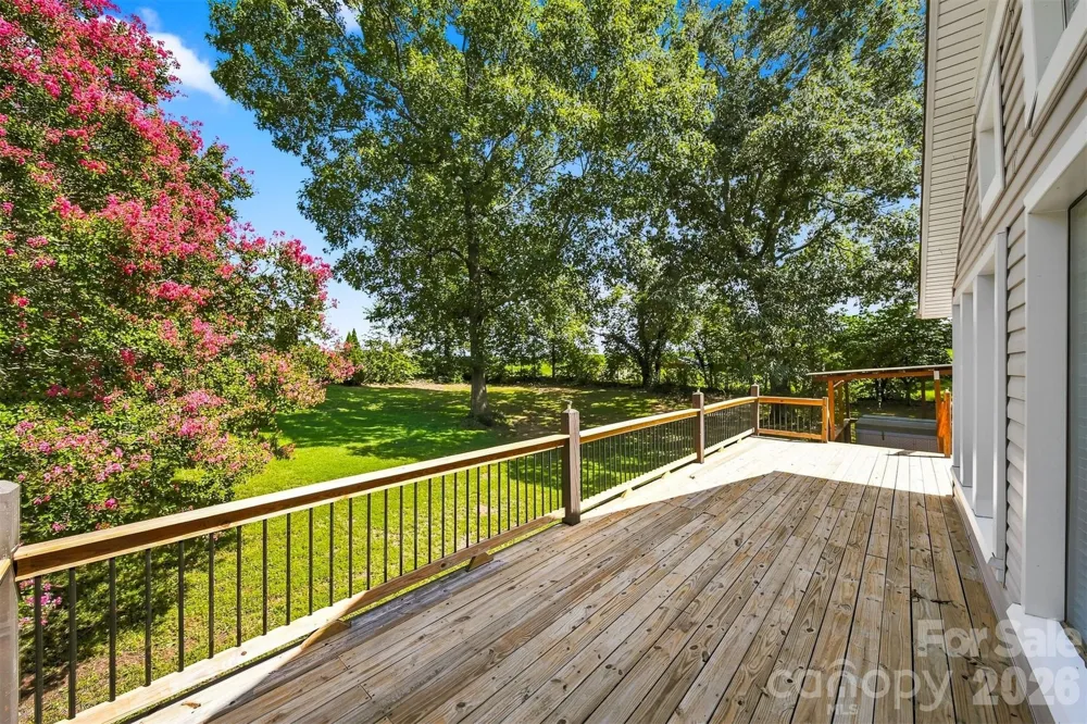 4662 Granada Hills Drive Granite Falls, NC 28630