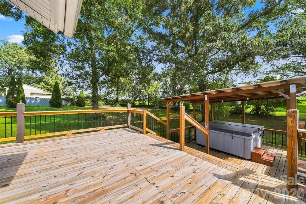 4662 Granada Hills Drive Granite Falls, NC 28630