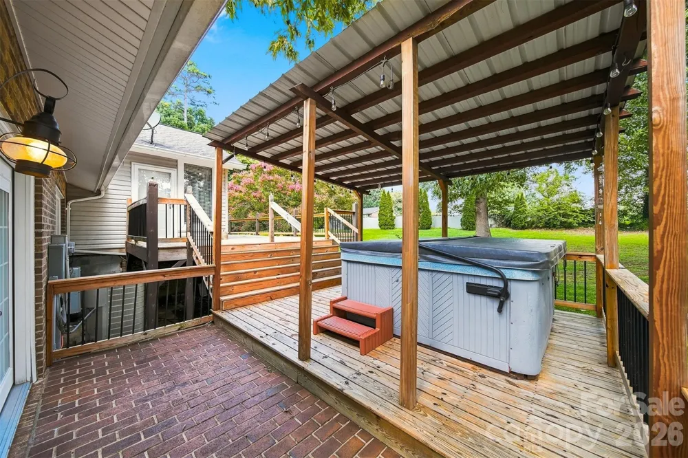 4662 Granada Hills Drive Granite Falls, NC 28630