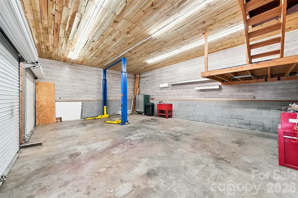 4662 Granada Hills Drive Granite Falls, NC 28630