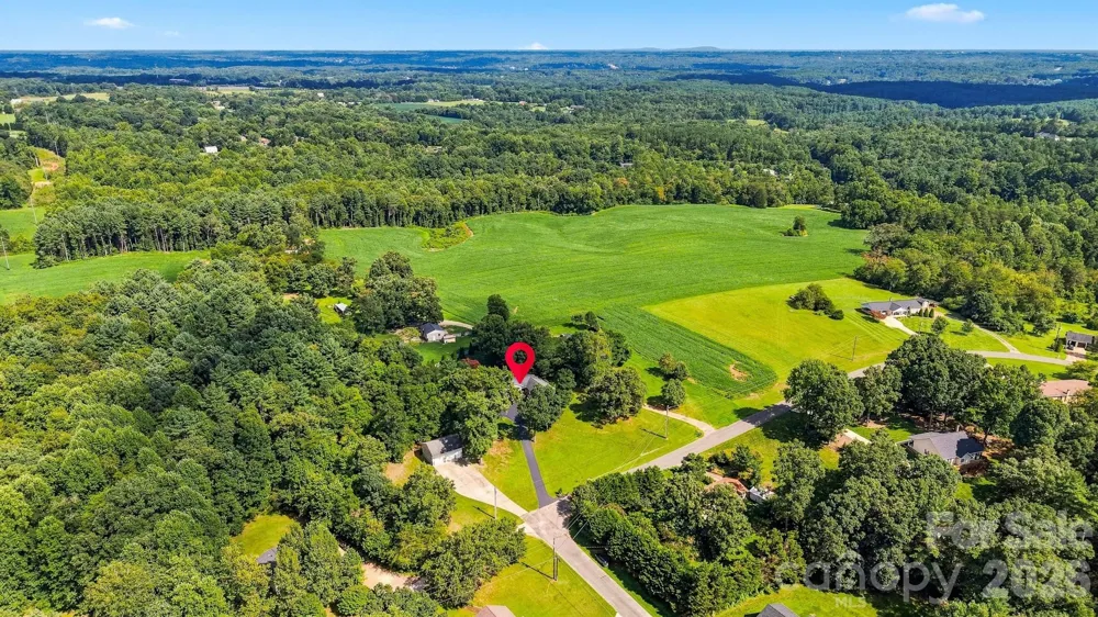 4662 Granada Hills Drive Granite Falls, NC 28630