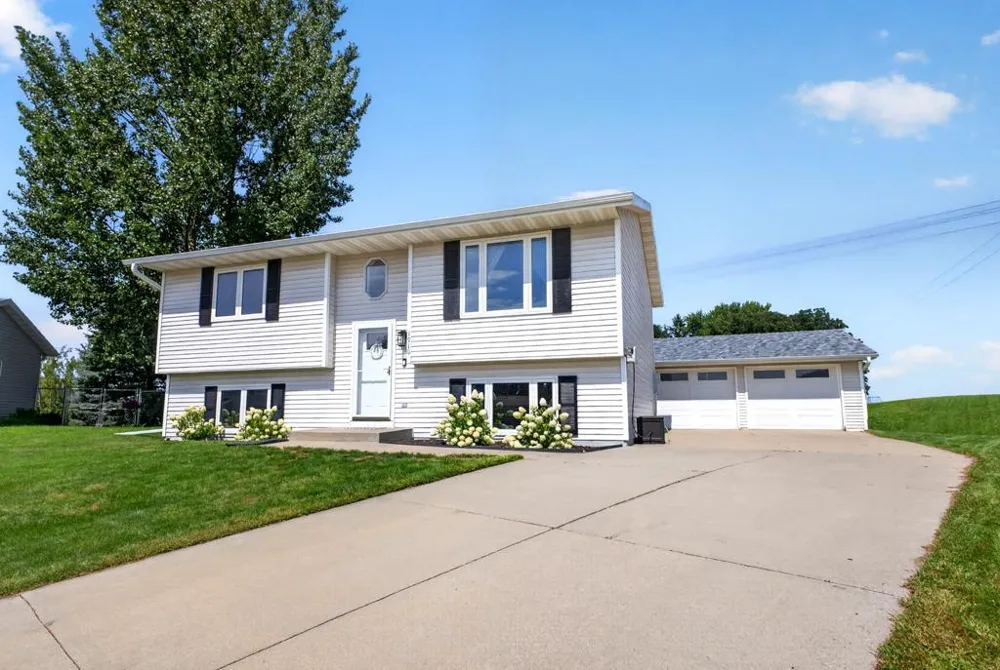 1910 3rd Avenue NE Stewartville, MN 55976