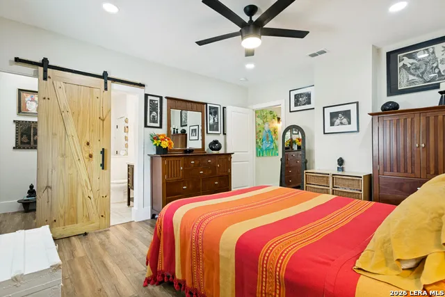 523 W HIGHLAND BLVD San Antonio, TX 78210