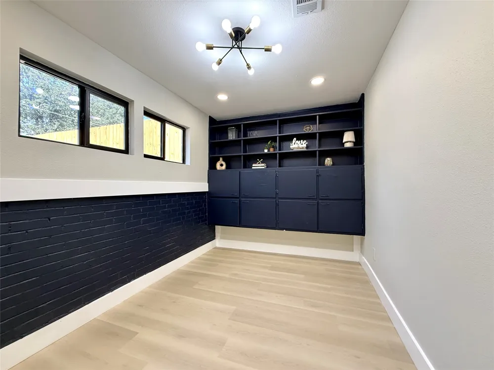 1201 Forester Drive Dallas, TX 75216