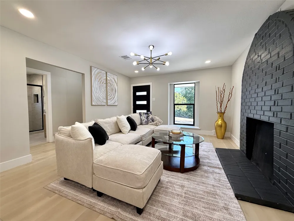 1201 Forester Drive Dallas, TX 75216