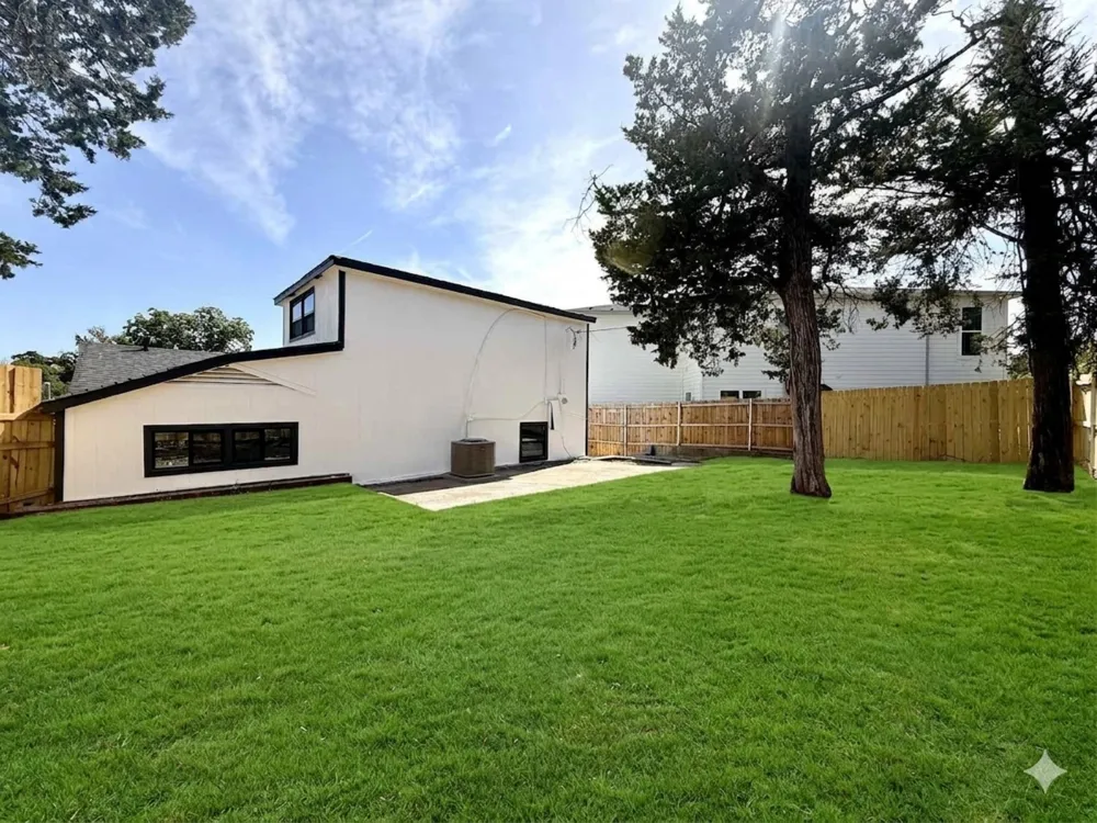 1201 Forester Drive Dallas, TX 75216