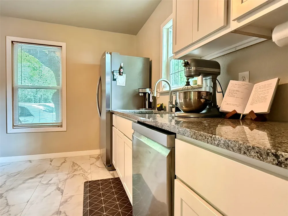 1009 Denton Street Denton, TX 76201