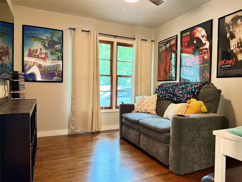1009 Denton Street Denton, TX 76201