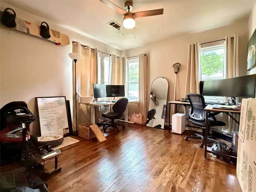 1009 Denton Street Denton, TX 76201