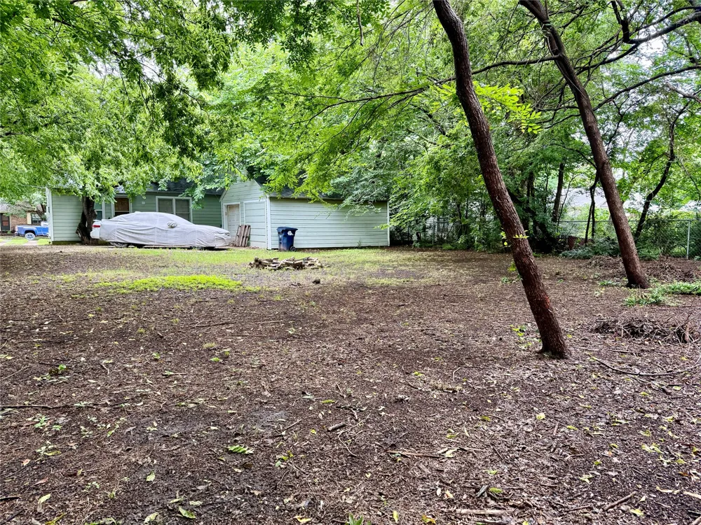 1009 Denton Street Denton, TX 76201