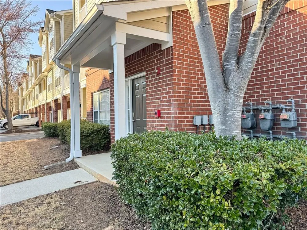 8001 Woodland Lane Alpharetta, GA 30009