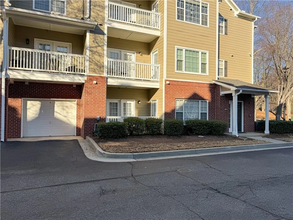 8001 Woodland Lane Alpharetta, GA 30009