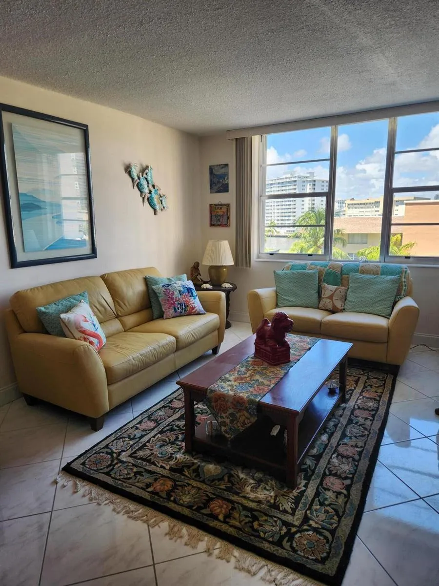 1893 S OCEAN DRIVE #511 Hallandale Beach, FL 33009