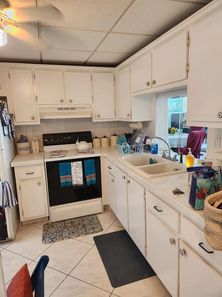 1893 S OCEAN DRIVE #511 Hallandale Beach, FL 33009