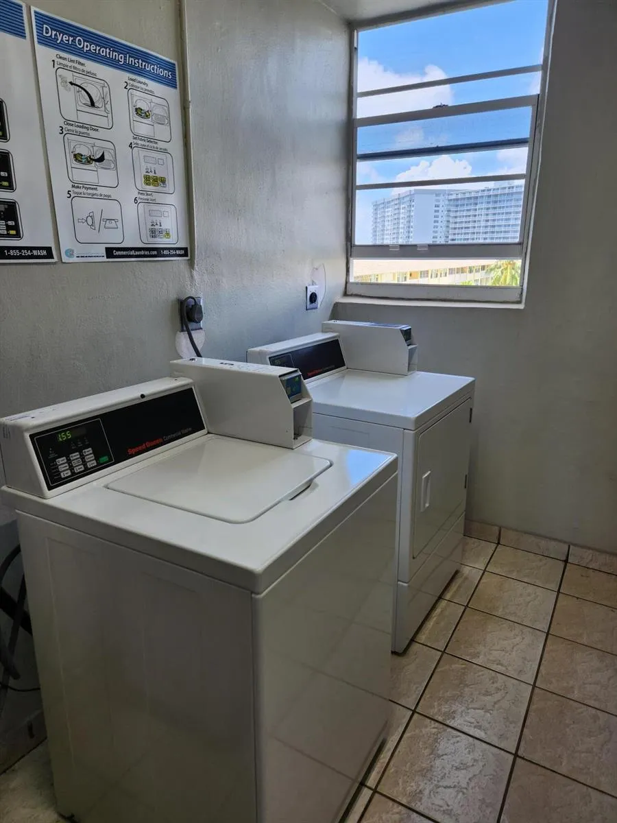 1893 S OCEAN DRIVE #511 Hallandale Beach, FL 33009