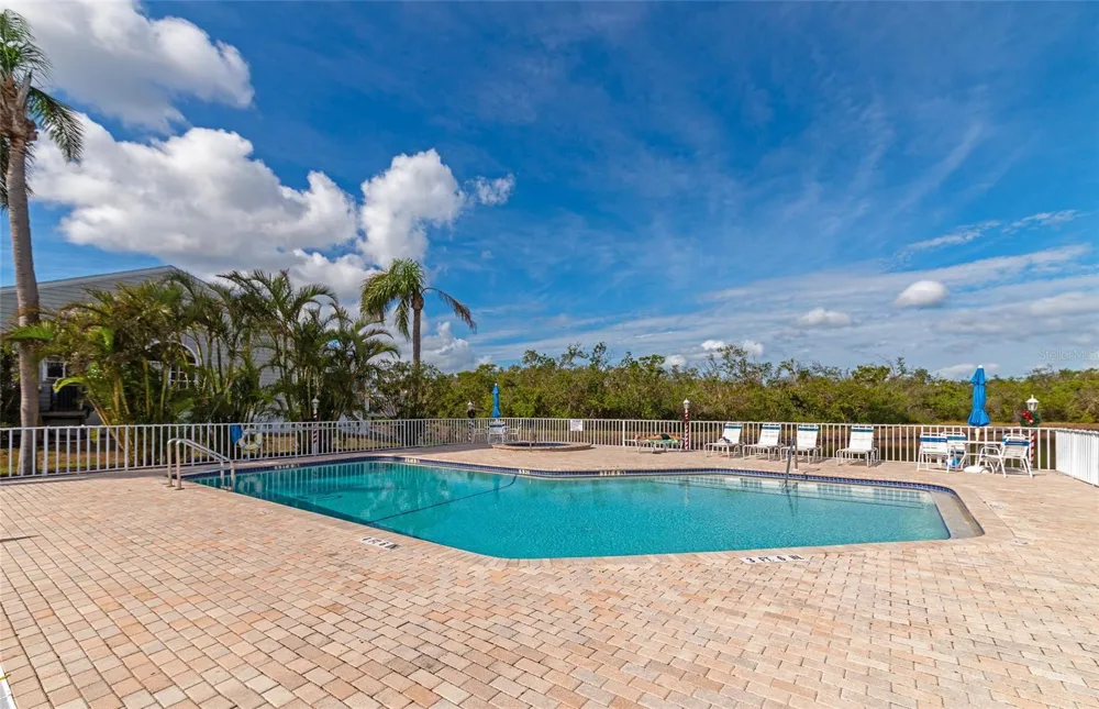 1240 SPOONBILL LANDINGS CIRCLE Bradenton, FL 34209