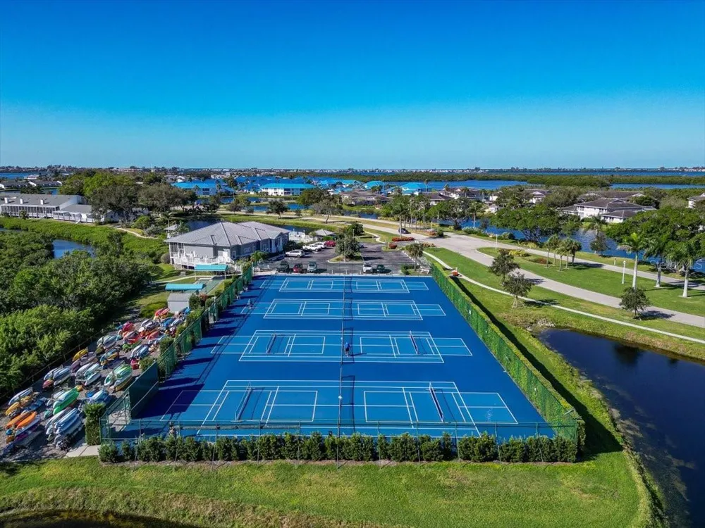 1240 SPOONBILL LANDINGS CIRCLE Bradenton, FL 34209