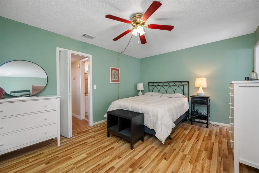 5217 81ST STREET #16 St Petersburg, FL 33709