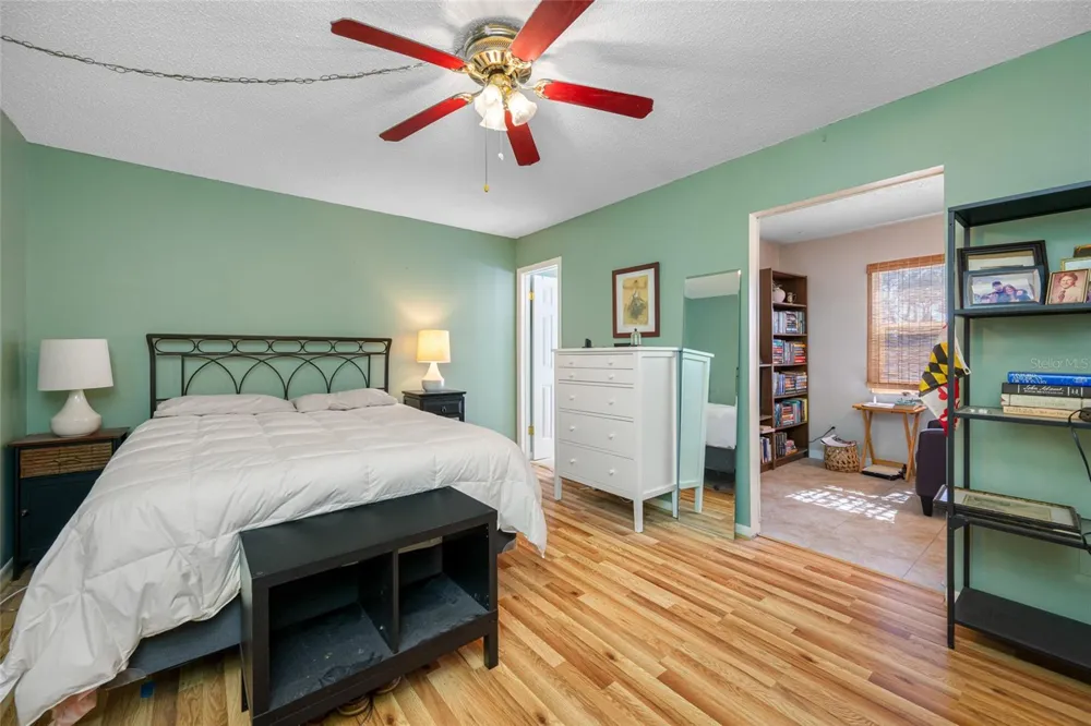 5217 81ST STREET #16 St Petersburg, FL 33709