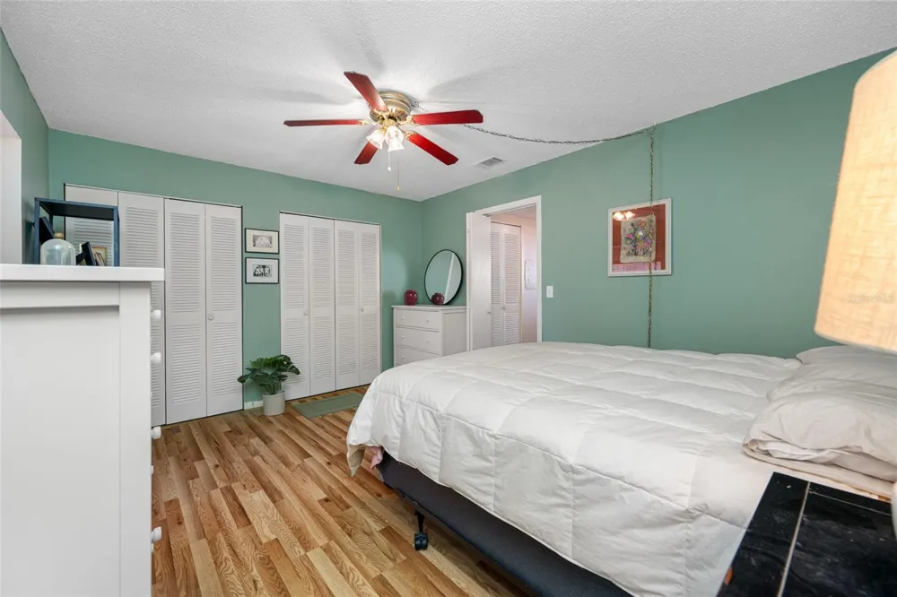 5217 81ST STREET #16 St Petersburg, FL 33709
