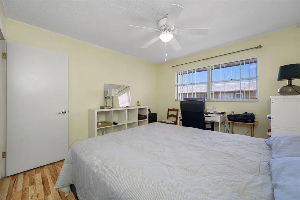 5217 81ST STREET #16 St Petersburg, FL 33709