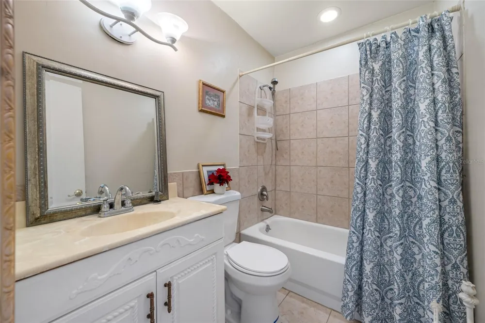 5217 81ST STREET #16 St Petersburg, FL 33709