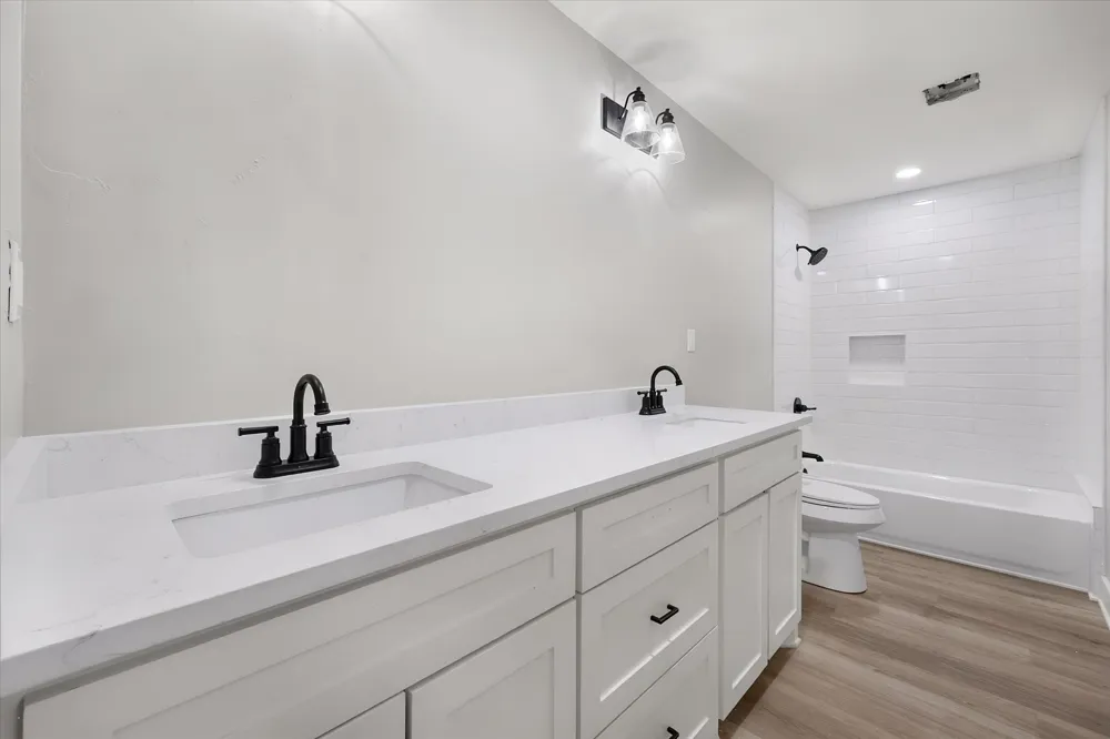 1003 Woodcastle Drive Corsicana, TX 75110