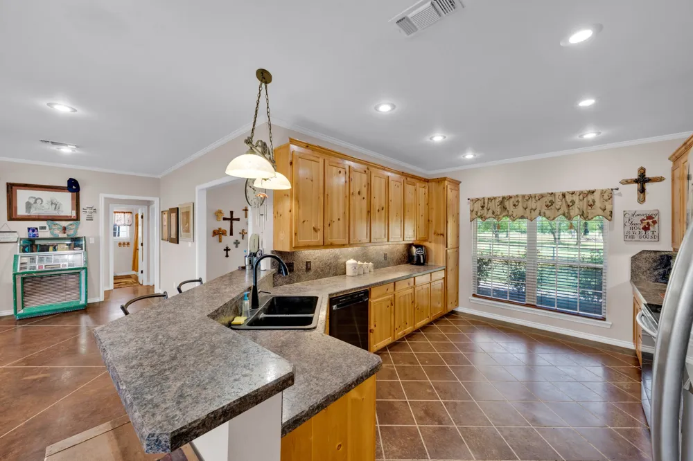 3503 State Highway 276 Emory, TX 75440