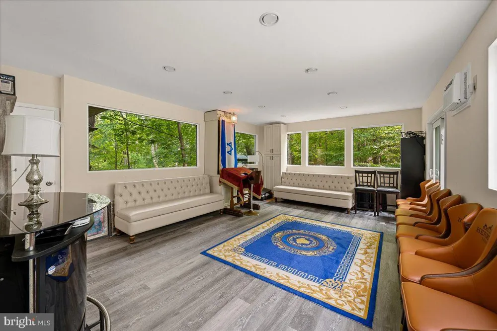 3130 DELAWARE CIRCLE Bushkill, PA 18324