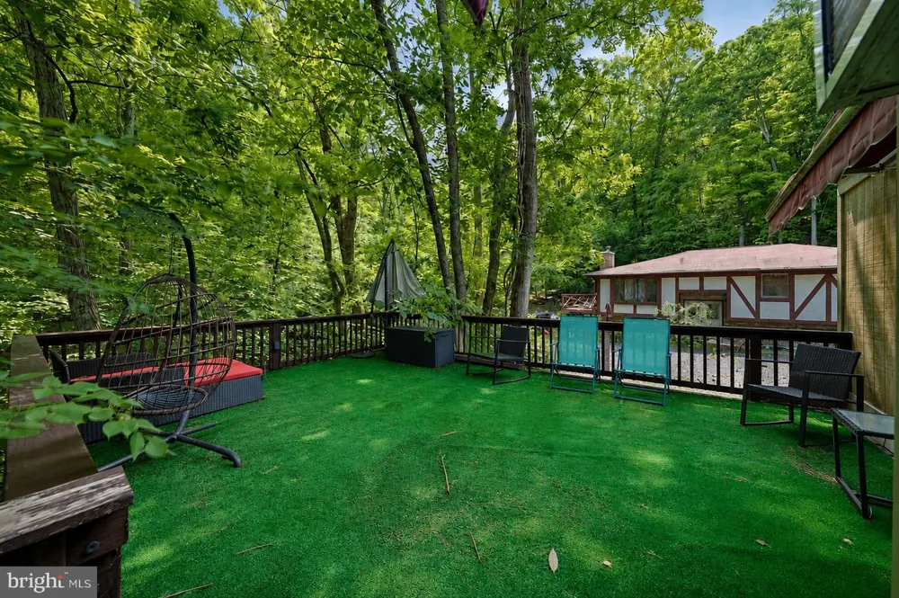 3130 DELAWARE CIRCLE Bushkill, PA 18324