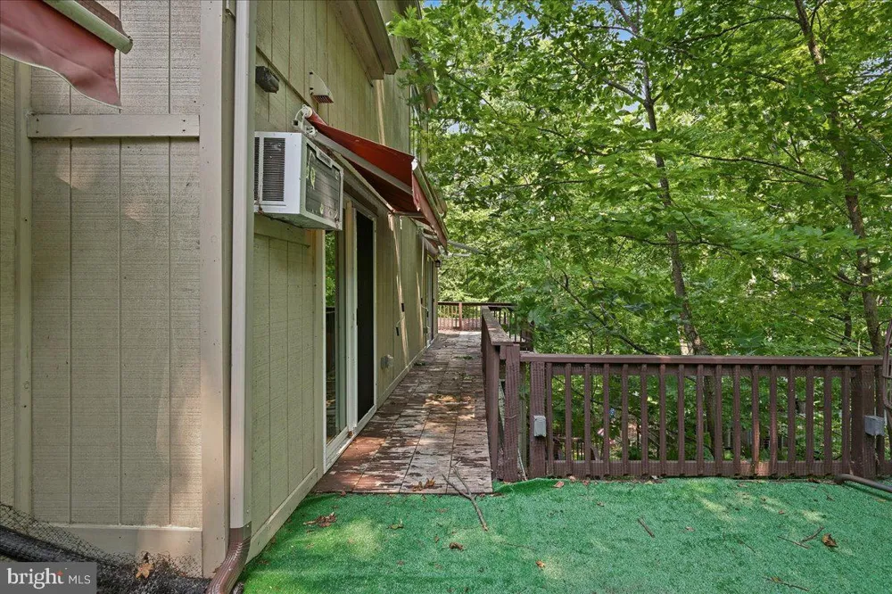 3130 DELAWARE CIRCLE Bushkill, PA 18324