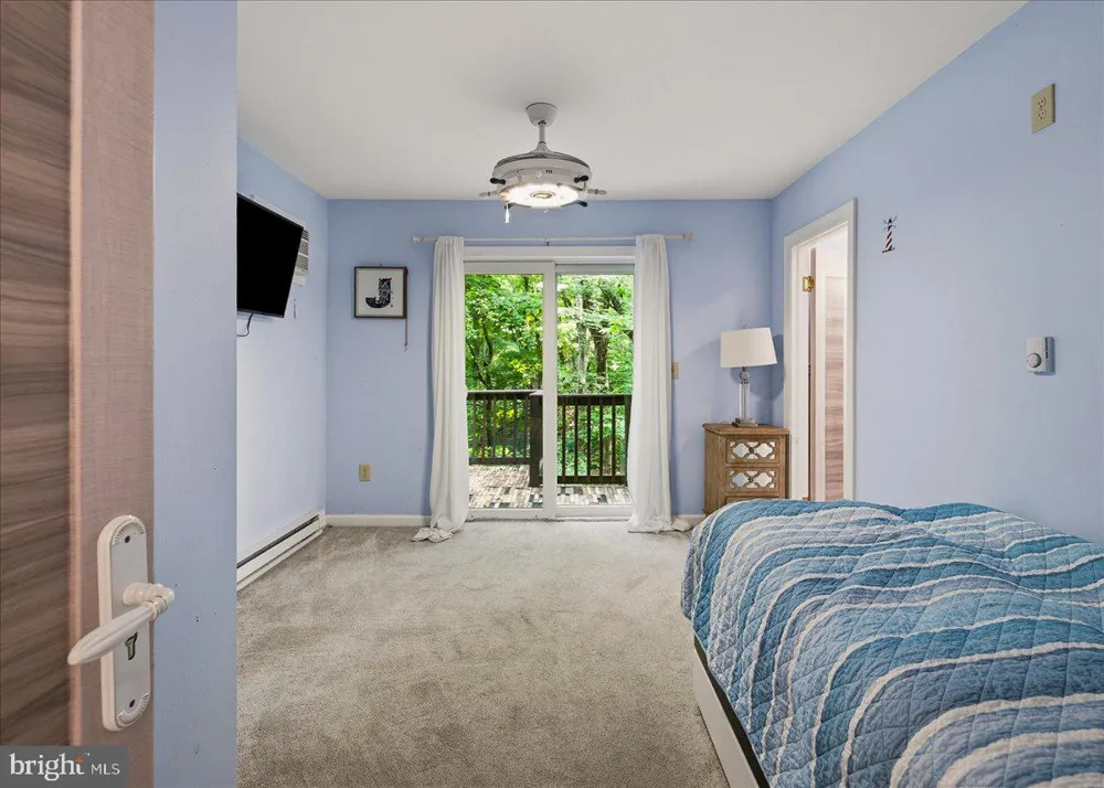 3130 DELAWARE CIRCLE Bushkill, PA 18324