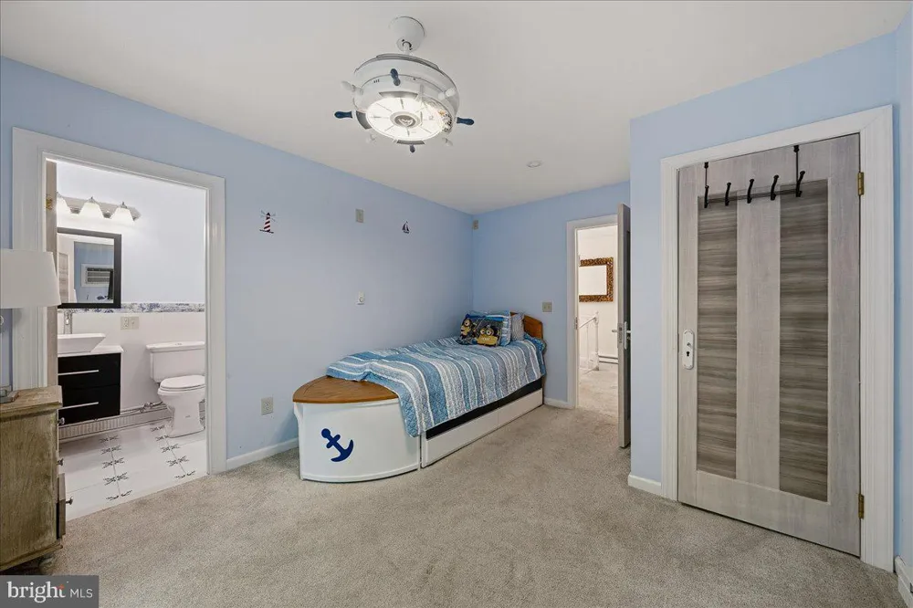 3130 DELAWARE CIRCLE Bushkill, PA 18324