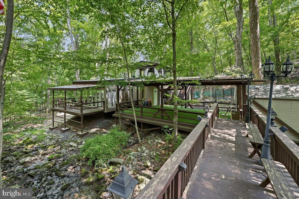3130 DELAWARE CIRCLE Bushkill, PA 18324