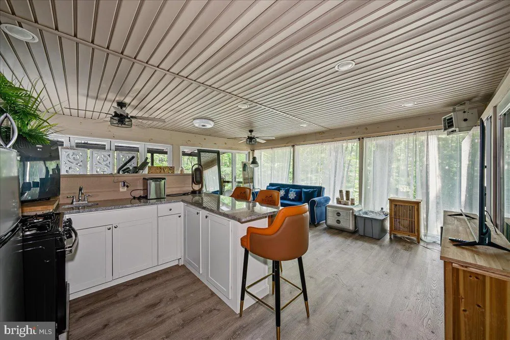 3130 DELAWARE CIRCLE Bushkill, PA 18324