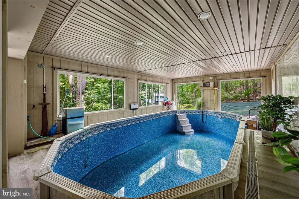 3130 DELAWARE CIRCLE Bushkill, PA 18324