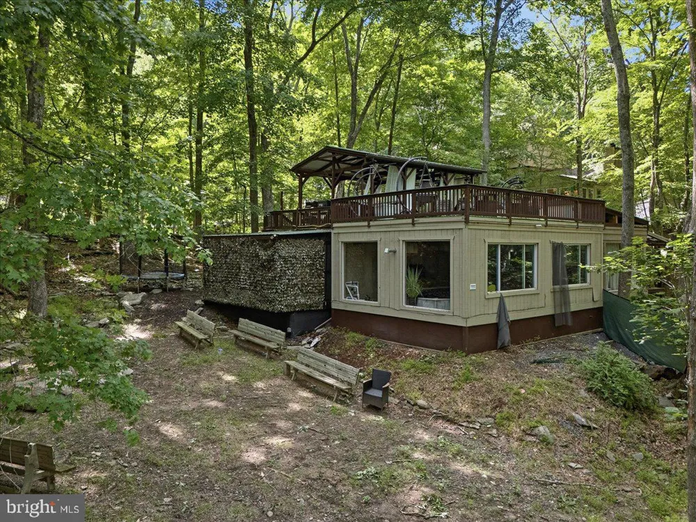 3130 DELAWARE CIRCLE Bushkill, PA 18324