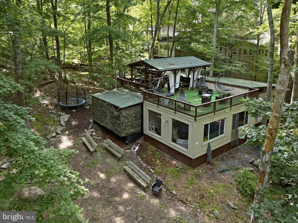 3130 DELAWARE CIRCLE Bushkill, PA 18324