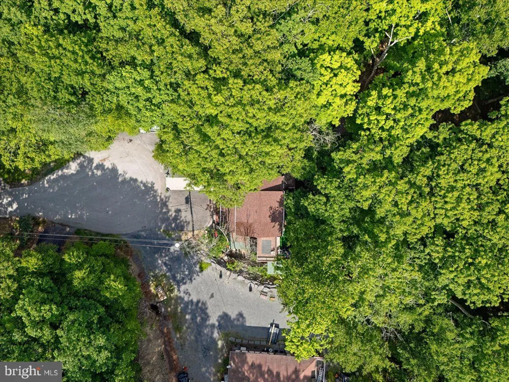 3130 DELAWARE CIRCLE Bushkill, PA 18324