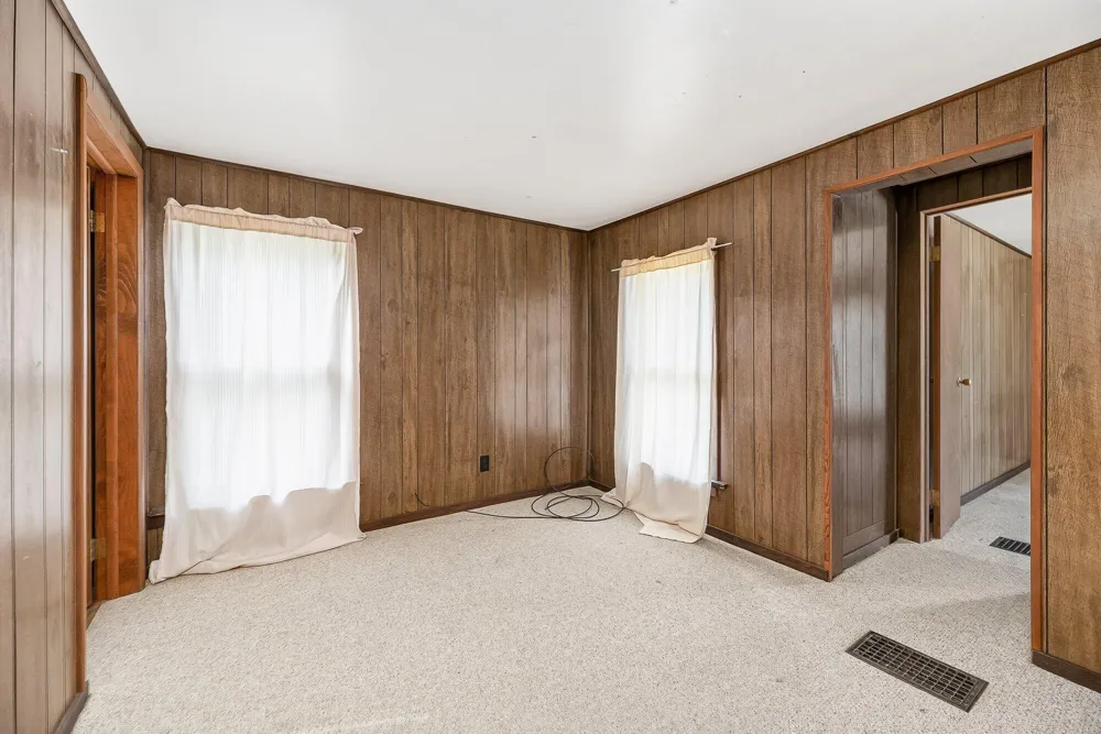406 Main Street Allegan, MI 49010