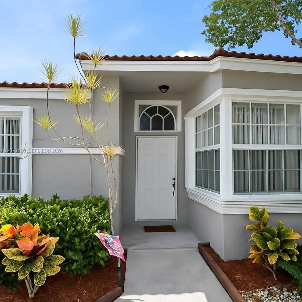 15726 NW 16th Ct #15726 Pembroke Pines, FL 33028