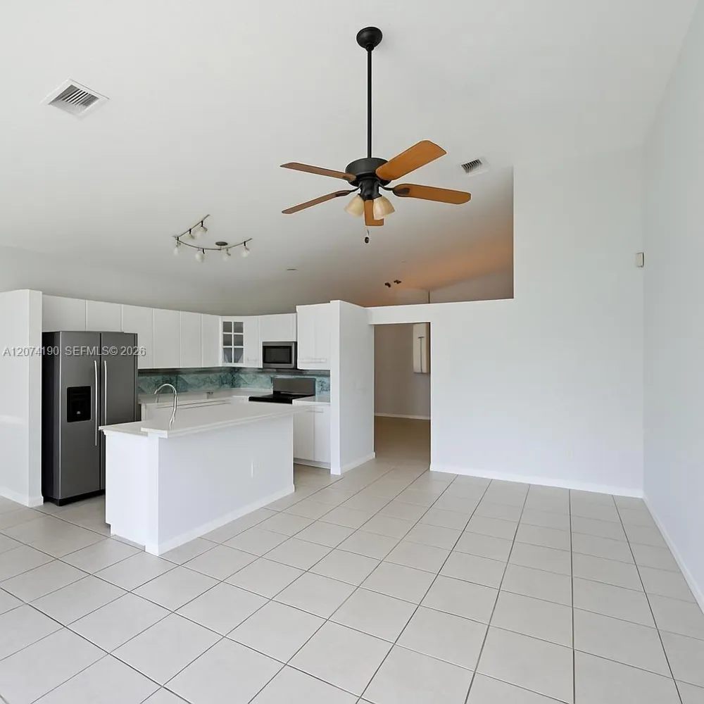 15726 NW 16th Ct #15726 Pembroke Pines, FL 33028