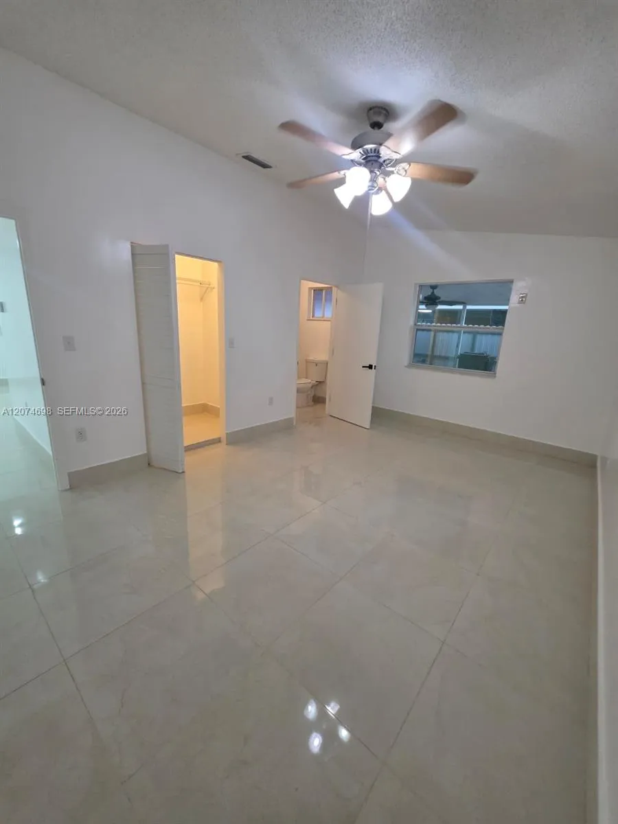 7001 W 35th Ave #175 Hialeah, FL 33018