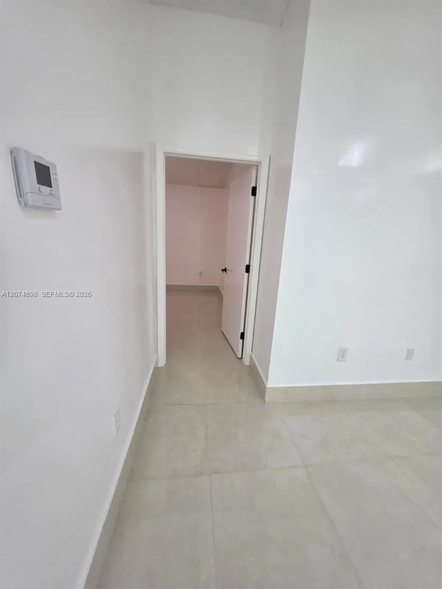 7001 W 35th Ave #175 Hialeah, FL 33018